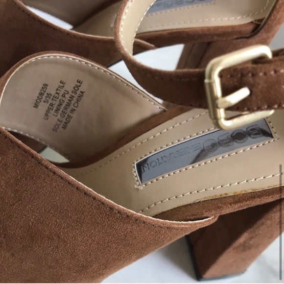 BCBGeneration tan suede chunky heels sz5 - Picture 4 of 5